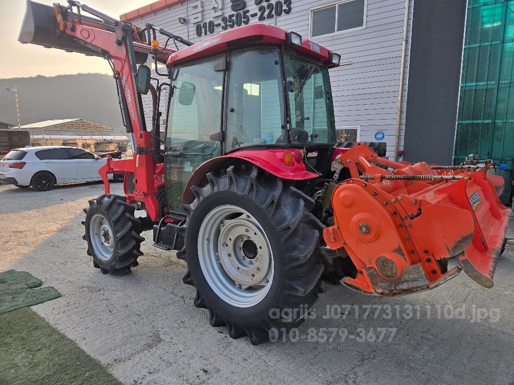 TYM Tractor T553 (55hp) 뒤우측면