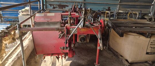 영진 쟁기 논두렁 조성기 앞좌측면