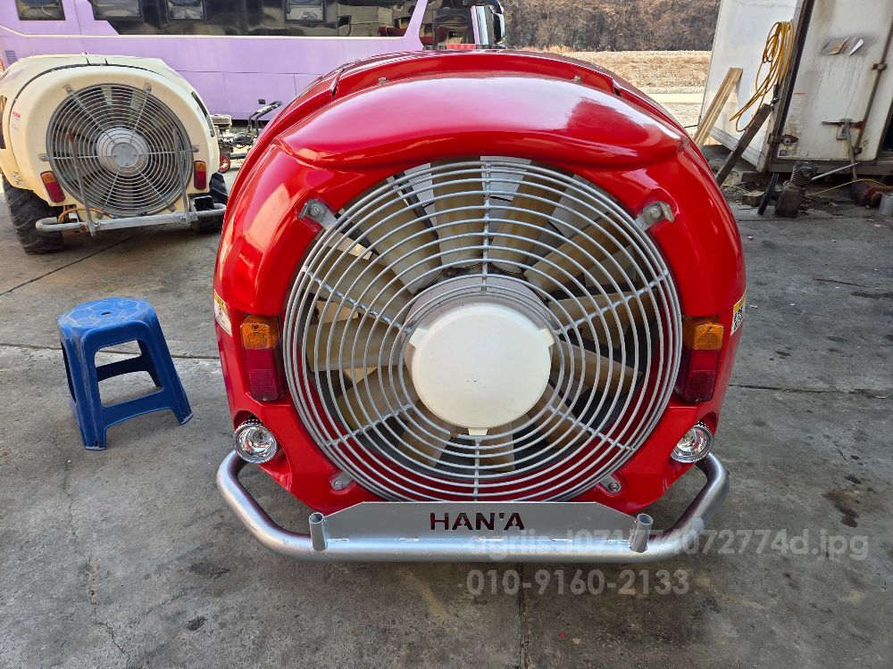  Speed Sprayer 한아ss기운반차겸용600리터  뒤우측면