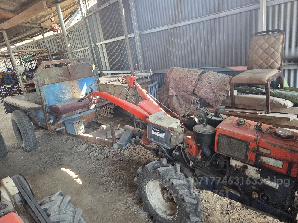 대동 경운기 ND80 (8마력) 뒤우측면