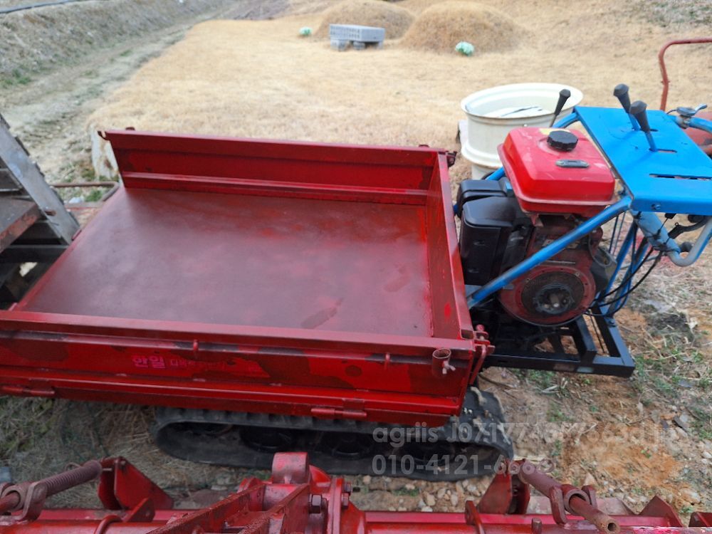 한일운반기 한일운반기 S5.5 뒤우측면