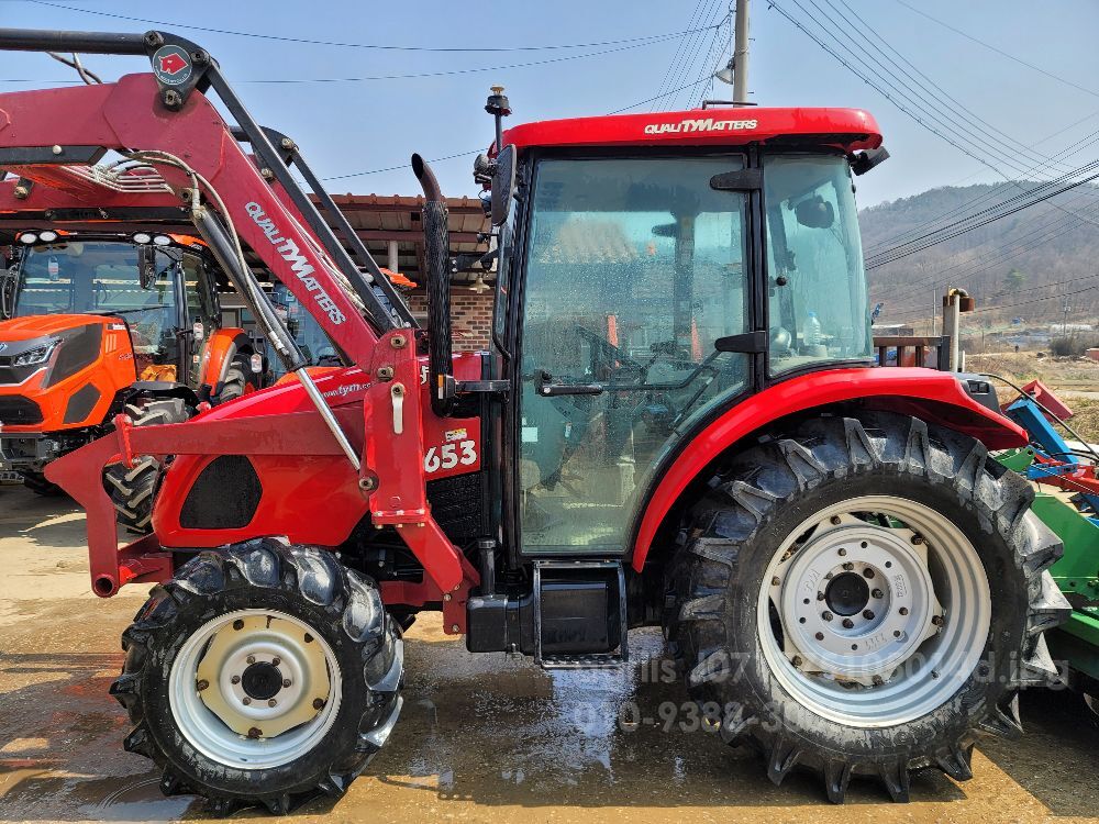 TYM Tractor TX653 (65hp) 뒤우측면