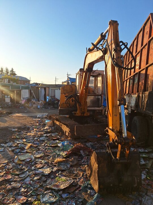  Excavator SE02  앞좌측면