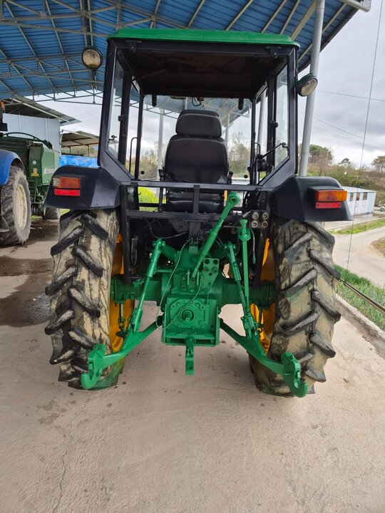 사진참고  사진참고  BOBCAT 앞좌측면