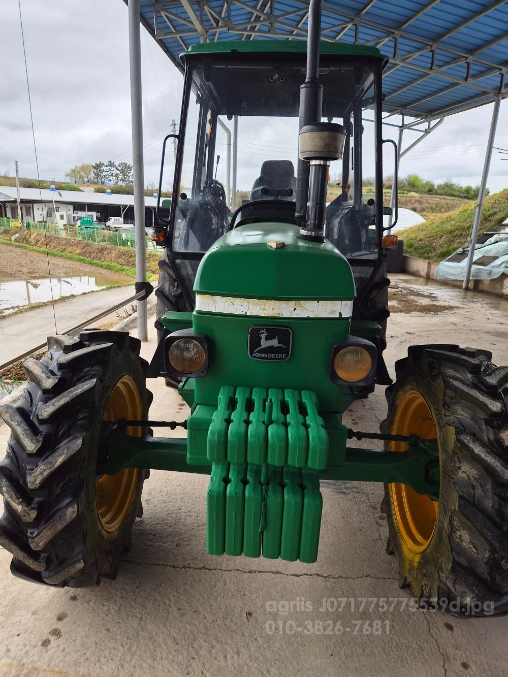 사진참고  사진참고  BOBCAT 뒤우측면