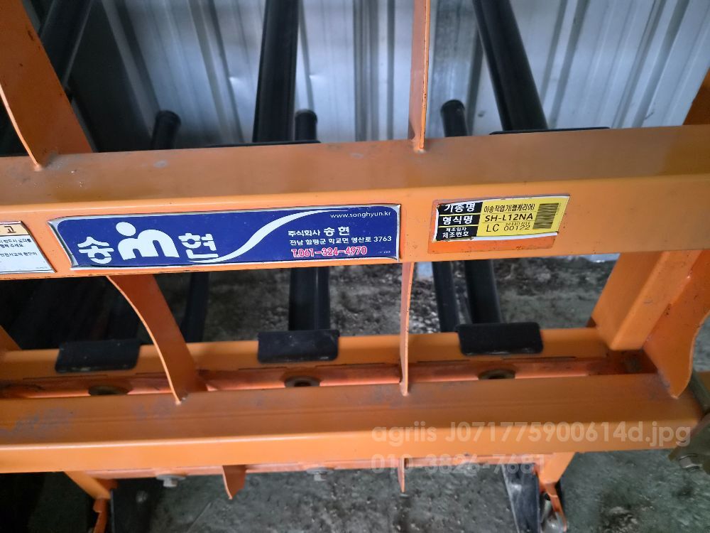  사진참고  사진참고   뒤우측면