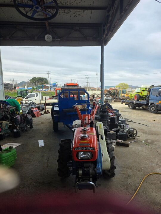 대동 경운기 ND80 (8마력) 앞좌측면