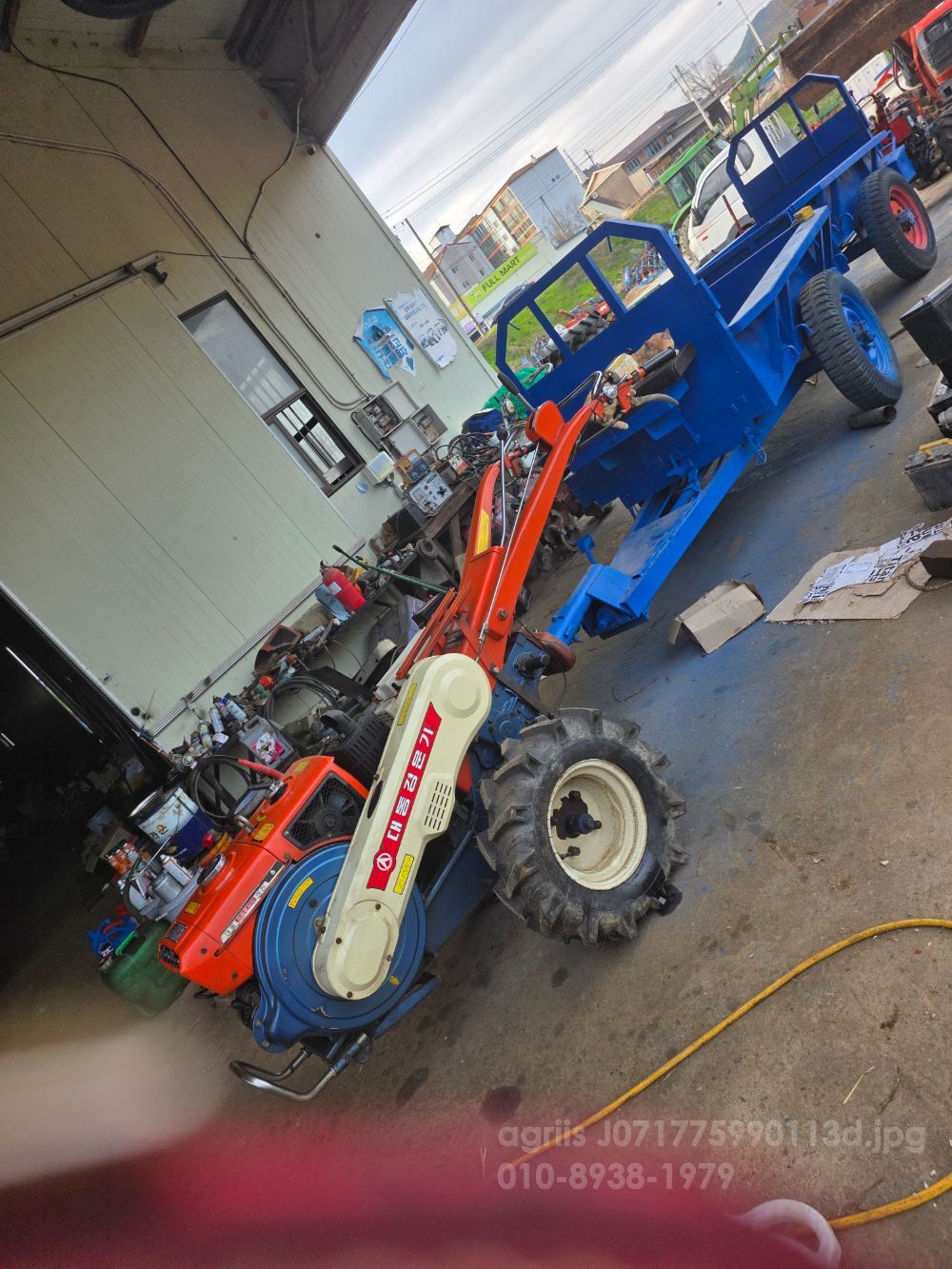 대동 경운기 ND80 (8마력) 뒤우측면