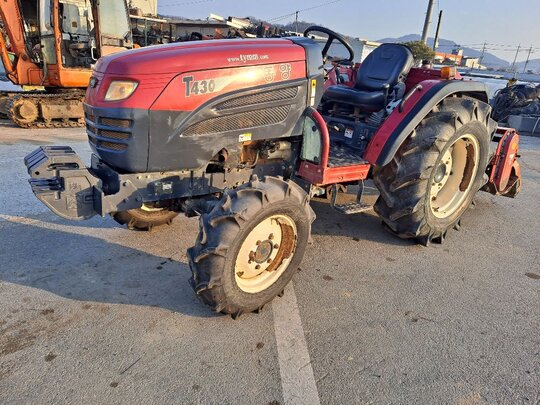 TYM Tractor T430 (43hp) 앞좌측면