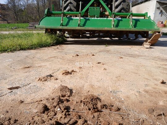  Rotavator 웅진 2550 (경폭255cm) 앞좌측면