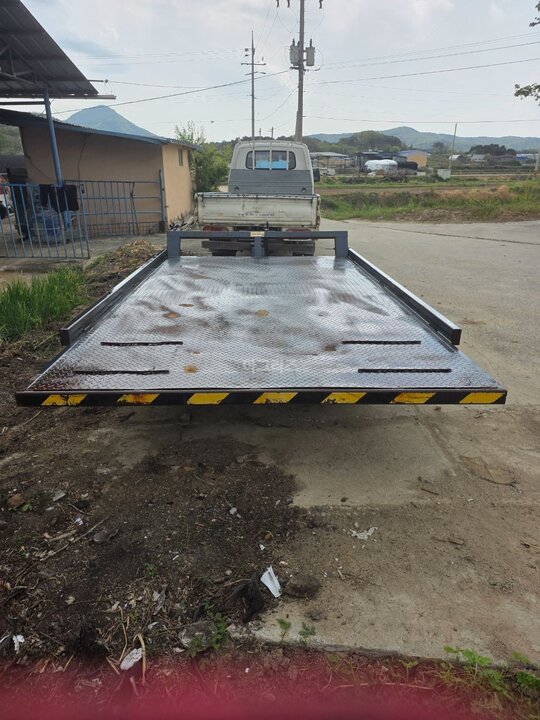  Trailer 효창  앞좌측면