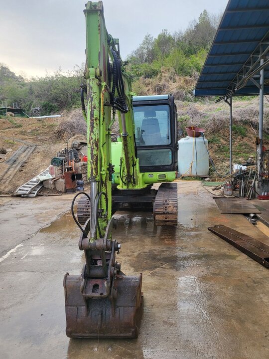 Hyundai Excavator 555MVP (55.5톤) 앞좌측면