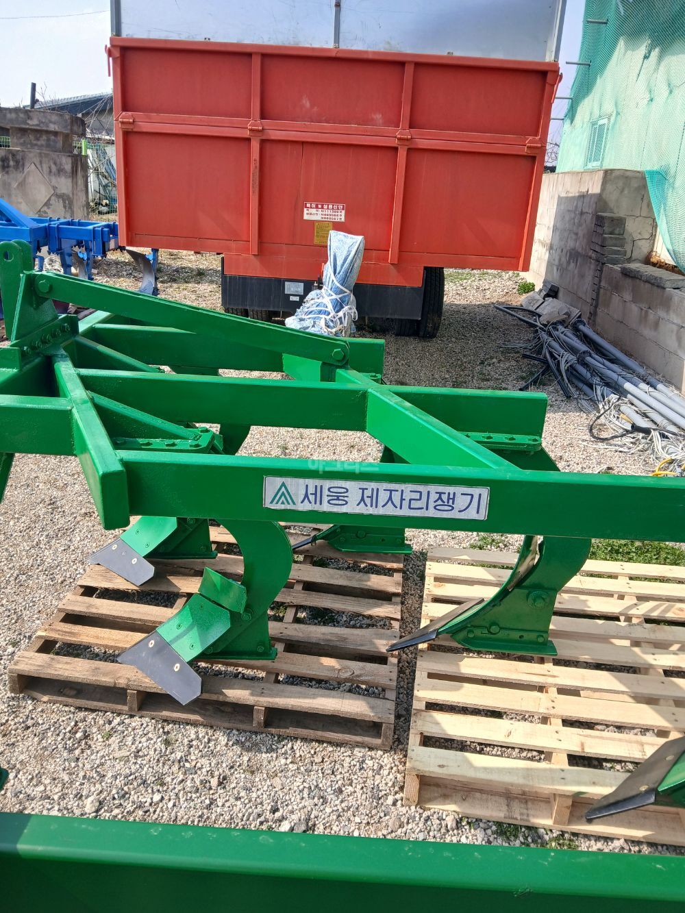 세웅 쟁기 1706 6련 뒤우측면