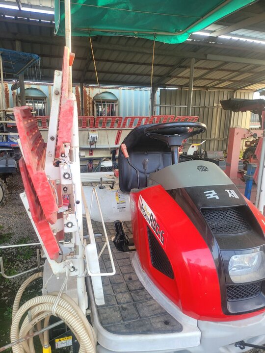 Kukje Rice transplanter RGO-6 (6Rows) 앞좌측면