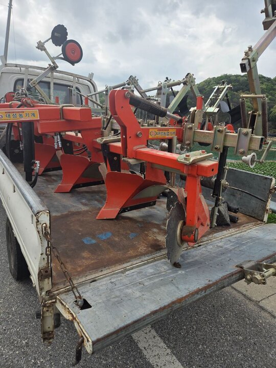 대성 베토기및비닐피복기 베토기및비닐피복기 앞좌측면