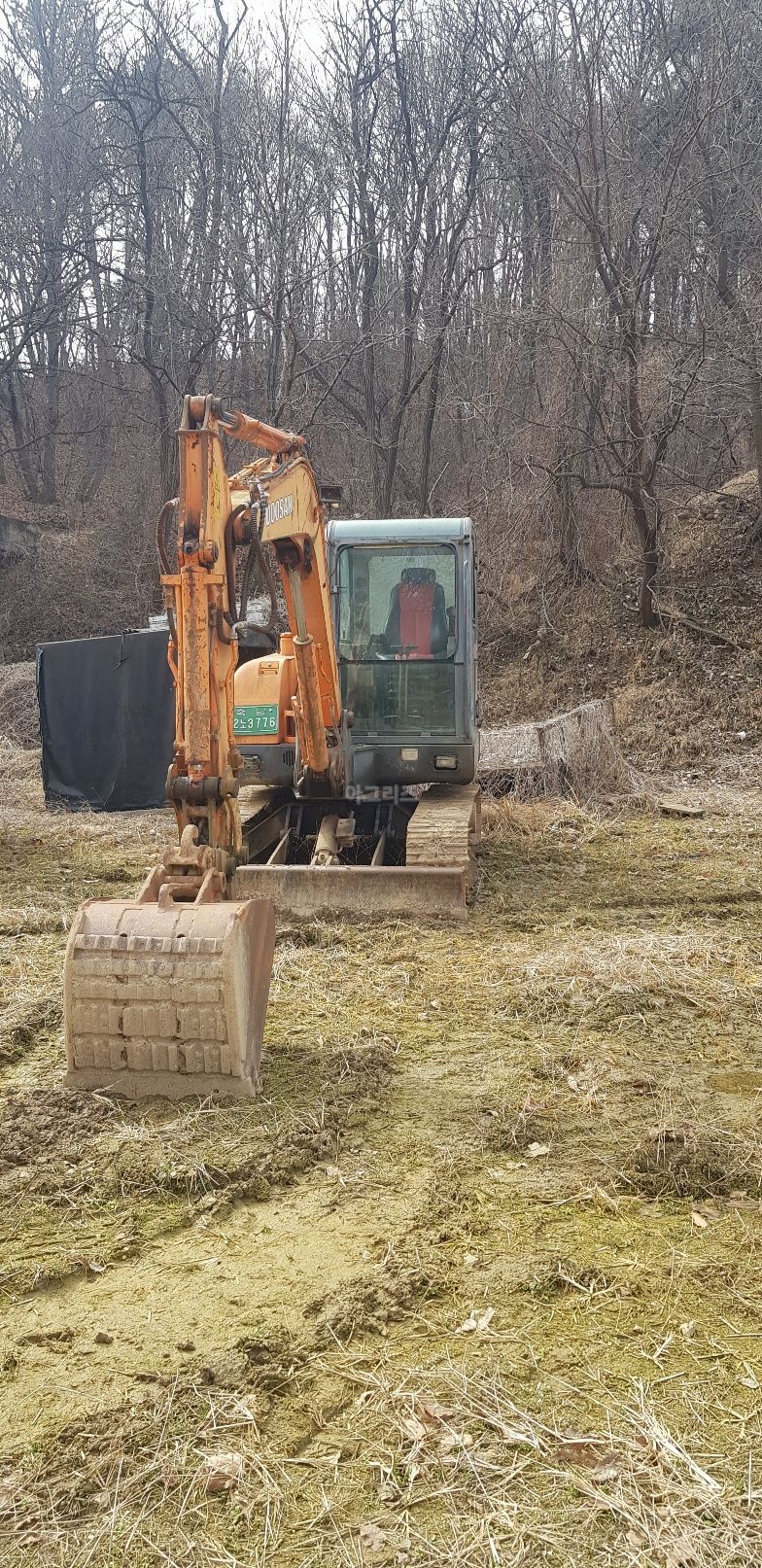 대우55v 굴삭기 55V (5.5톤) 뒤우측면