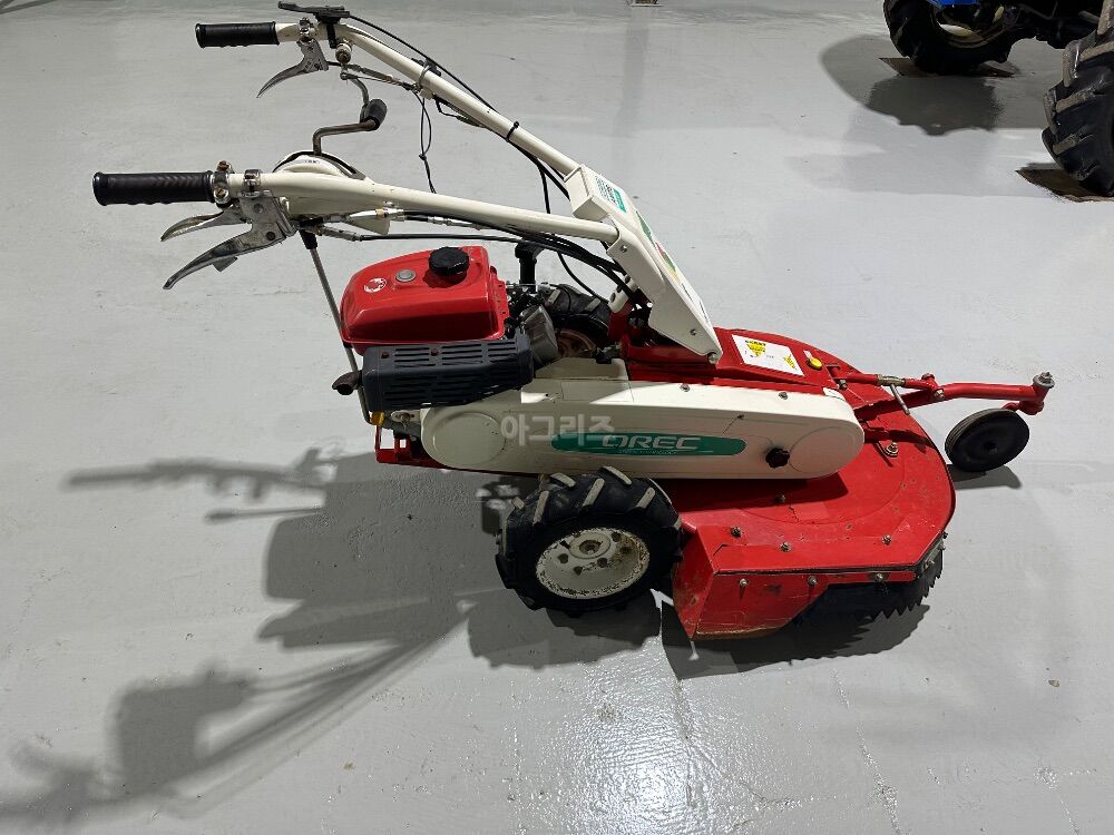  보행제초기 보행제초기  뒤우측면