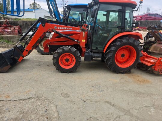 대동 트랙터 NX520 (52마력) 앞좌측면