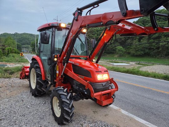 대동 트랙터 LX430 (43마력) 앞좌측면