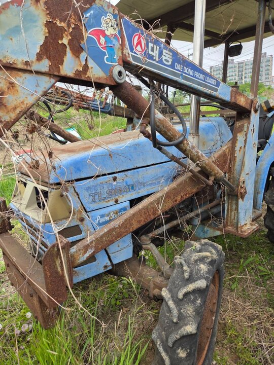 TYM Tractor TL3840P (38hp) 앞좌측면