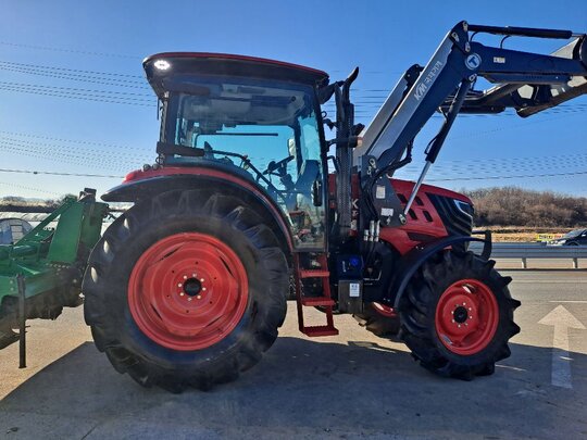 TYM Tractor K110E (111hp) 앞좌측면