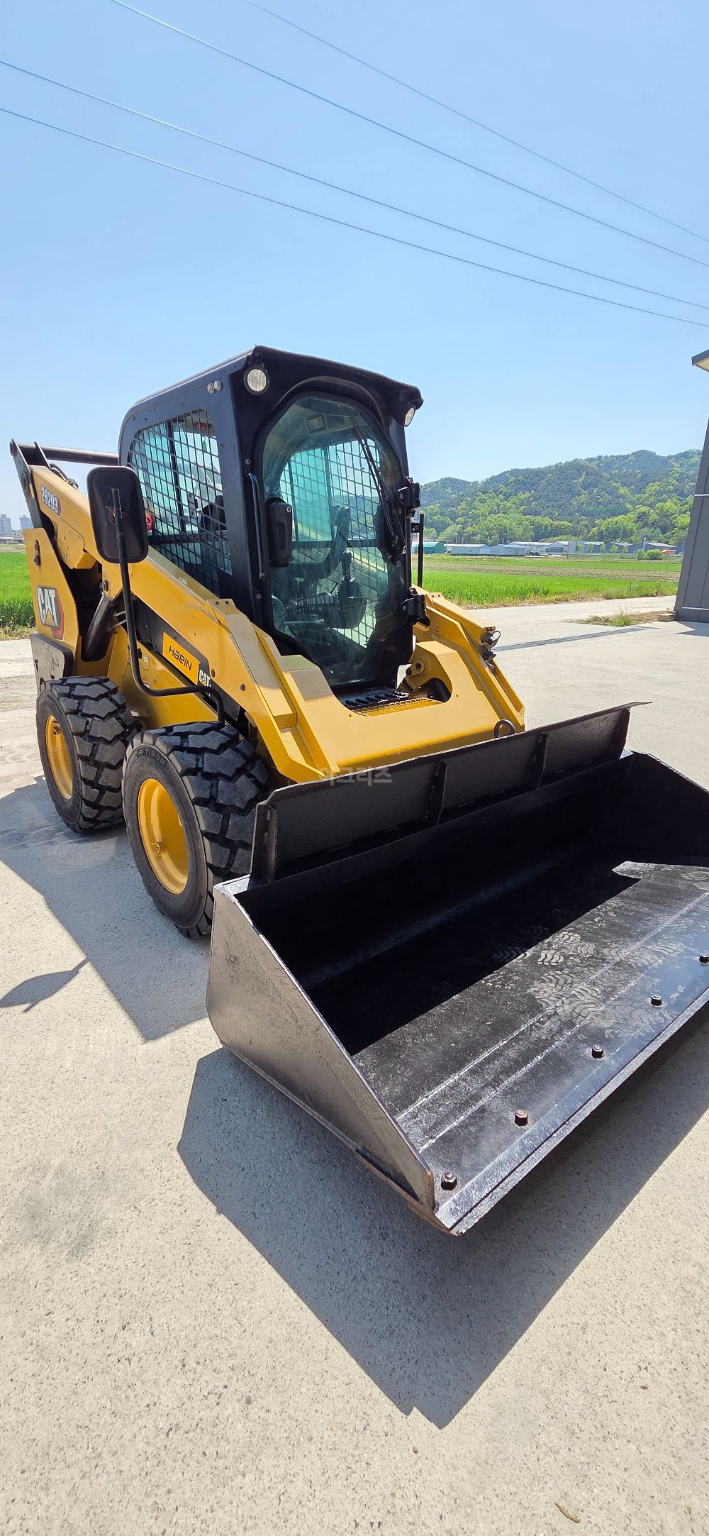  Skid steer loader 262D3  뒤우측면