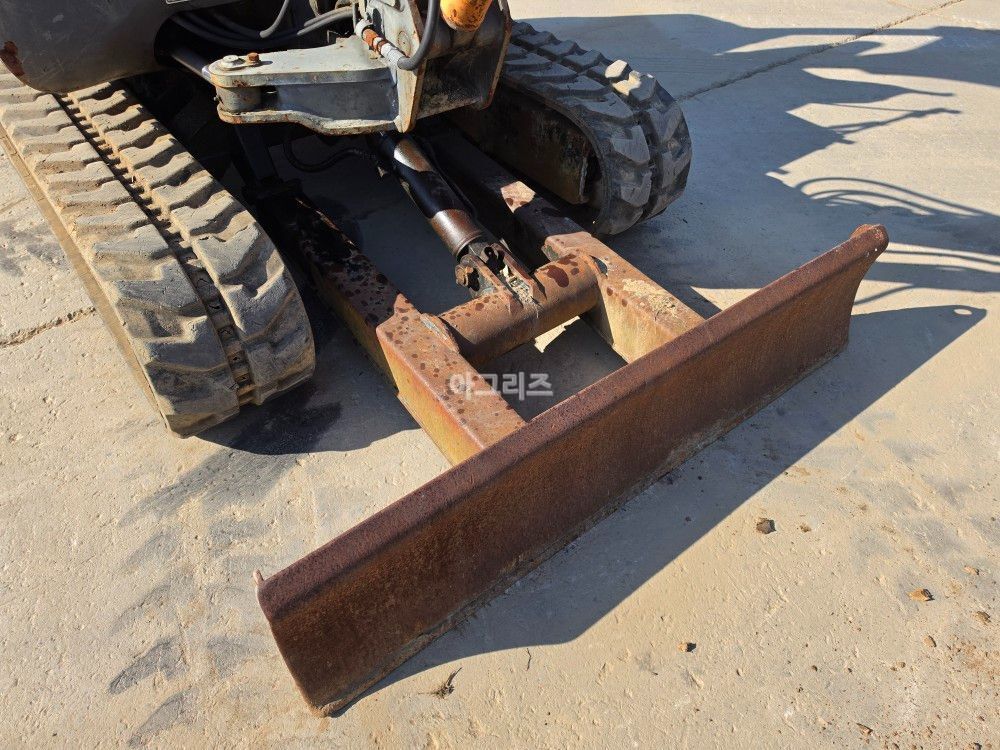 Doosan Excavator S030 (3톤) 뒤우측면