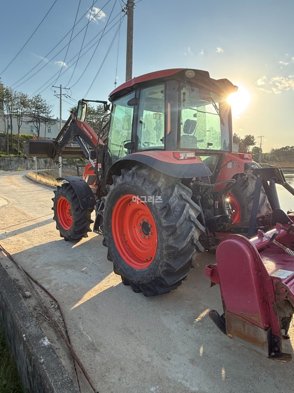 대동 트랙터 PX1150 (115마력) 뒤우측면