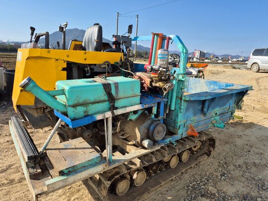 Daedong Combine Harvester 덤프 (2Rows) 앞좌측면