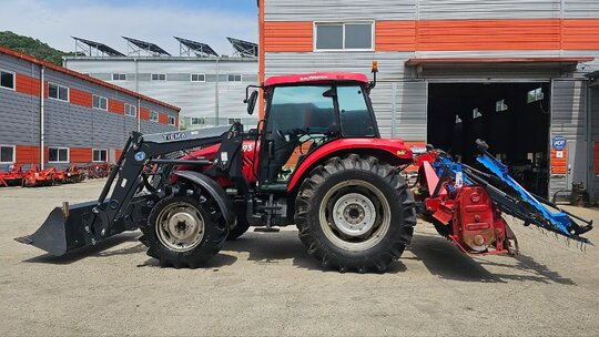 TYM 트랙터 T993 (99마력) 앞좌측면
