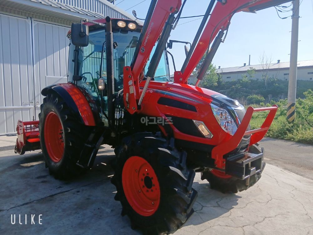 대동 트랙터 PX1000 (100마력) 뒤우측면