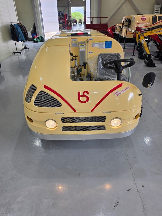 Speed Sprayer HTI-1000WDLX  앞좌측면