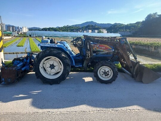 TYM Tractor T280 (28hp) 앞좌측면