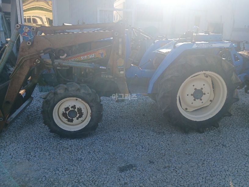 TYM Tractor T280 (28hp) 뒤우측면