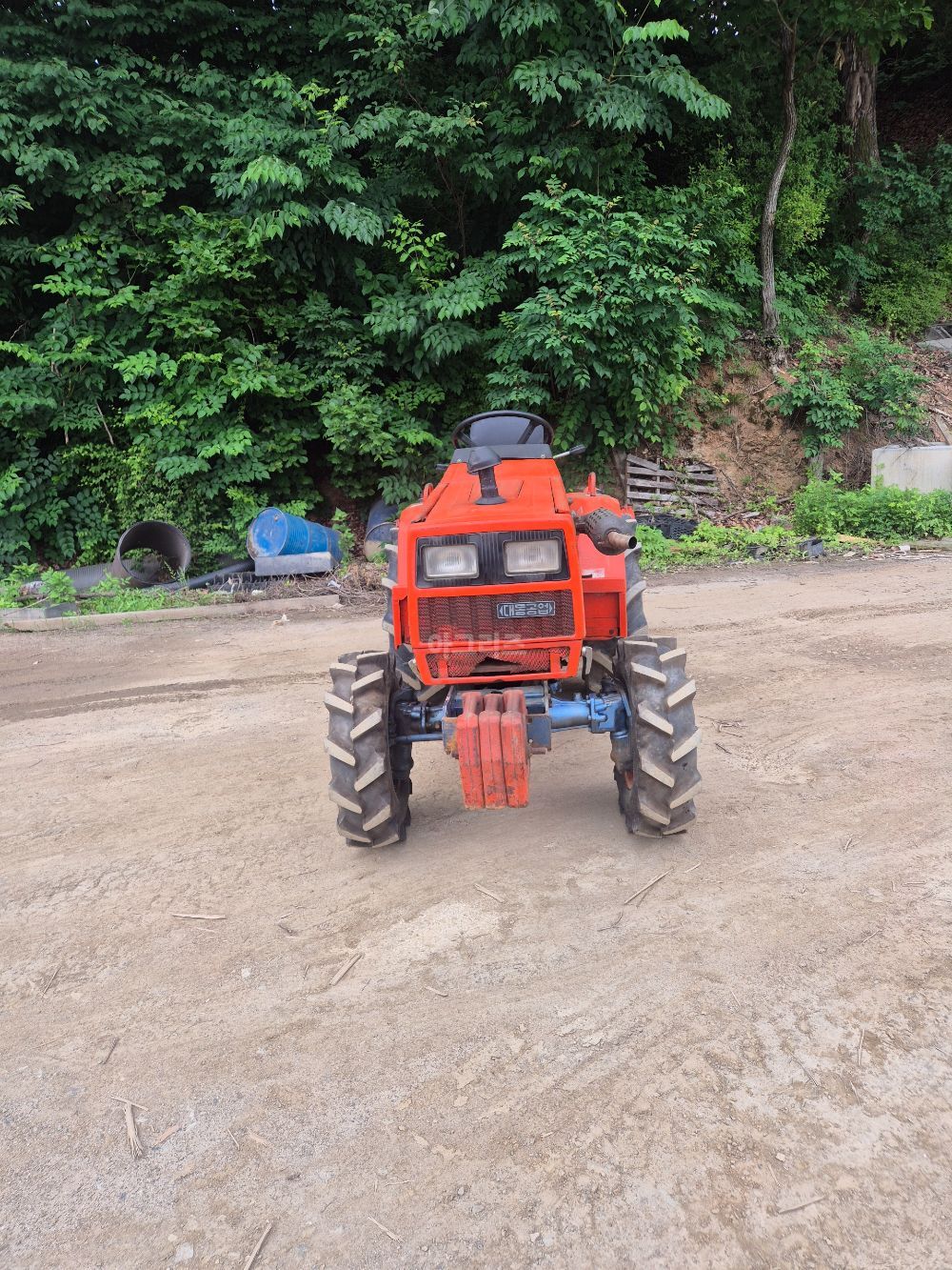 Daedong Tractor L1901-4WD (19hp) 뒤우측면