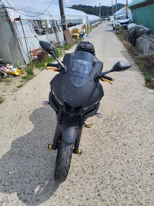  오토바이 오토바이  앞좌측면