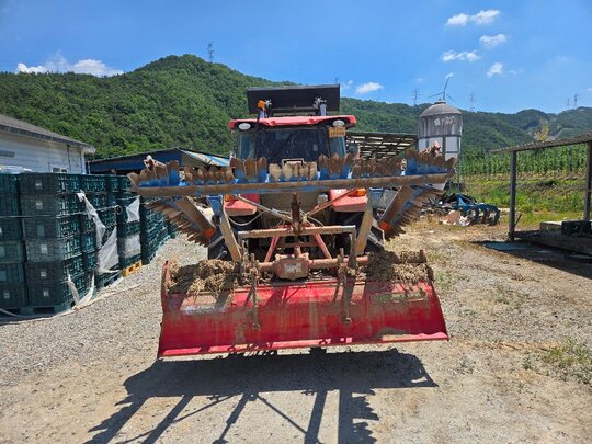 Kubota Tractor M5-86 (96hp) 앞좌측면