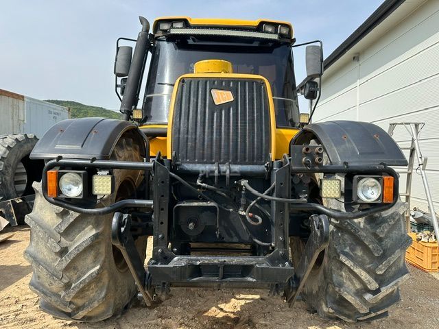  Tractor jcb 3185 (185hp) 뒤우측면