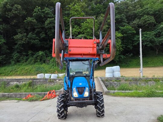 LS Tractor U47 (47hp) 앞좌측면