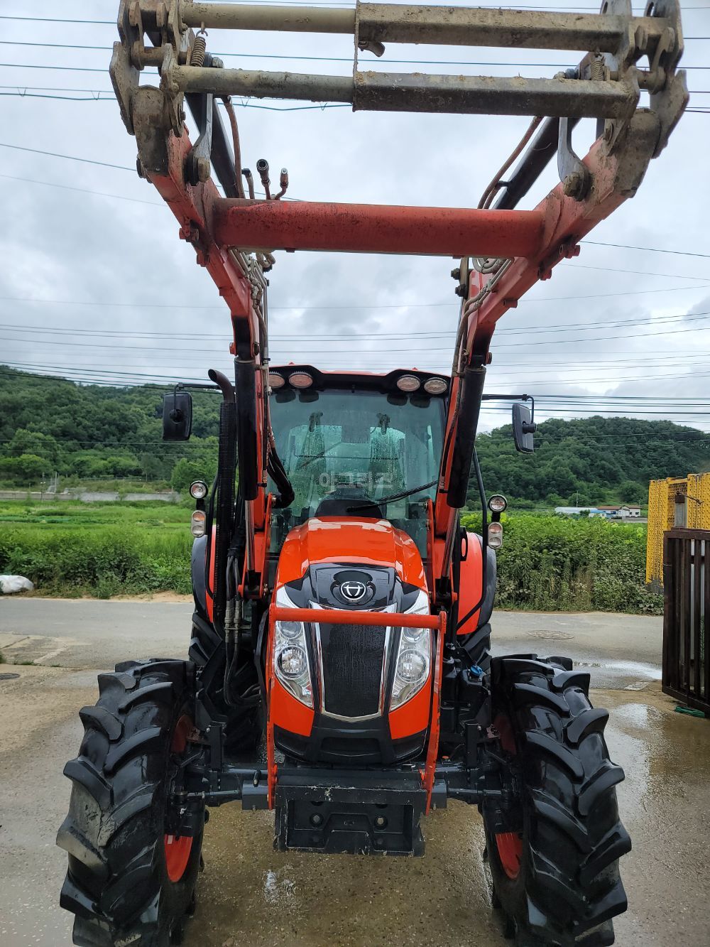 대동 트랙터 PX1050 (103마력) 뒤우측면