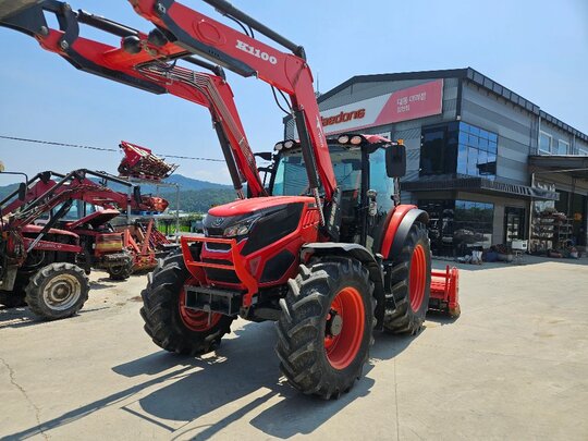 대동 트랙터 HX1400 (142마력) 앞좌측면
