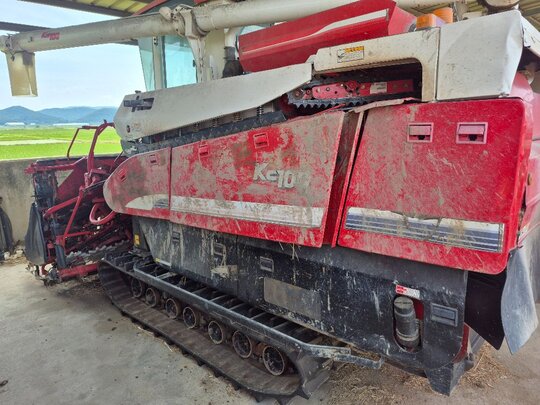 Kukje Combine Harvester KC100 (6Rows) 앞좌측면