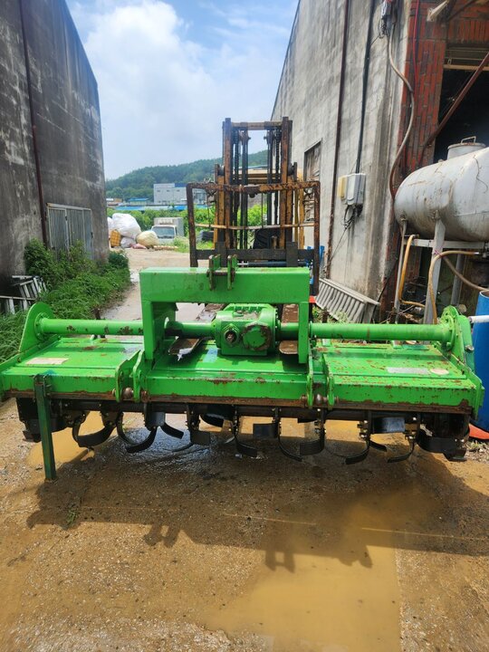위켄로터리 로타리 2250 (경폭225cm) 앞좌측면