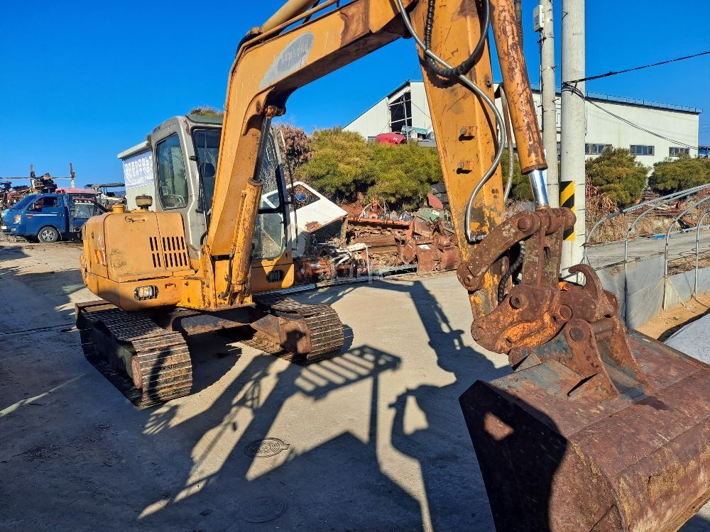  Excavator 5톤굴착기MX55 (5톤) 뒤우측면