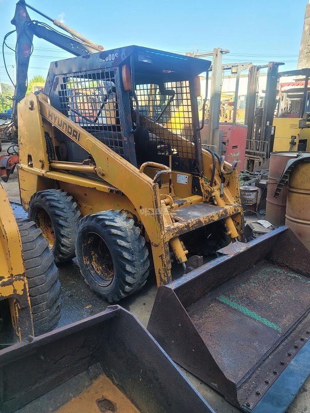 현대HL600S 스키드로더 스키로더 HL600S 뒤우측면