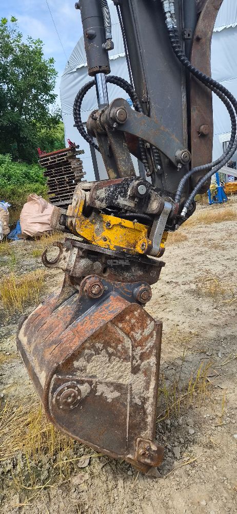 VOLVO 굴삭기 EC55C (5.5톤) 뒤우측면
