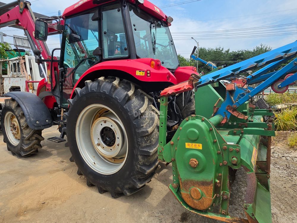 TYM Tractor TX903 (92hp) 뒤우측면
