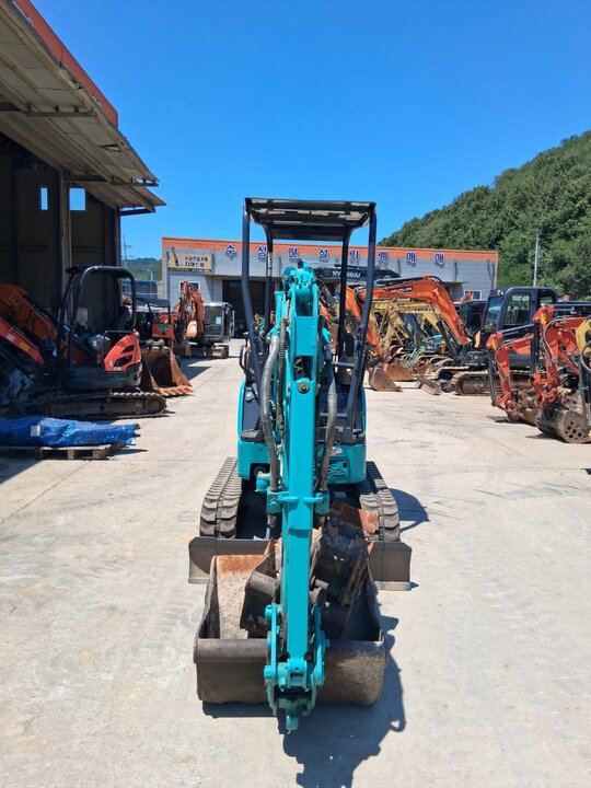  Excavator SK17SR (1.7톤) 앞좌측면