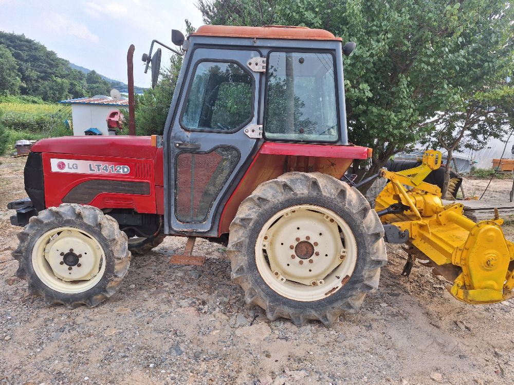 LS 트랙터 LT412D (41마력) 뒤우측면