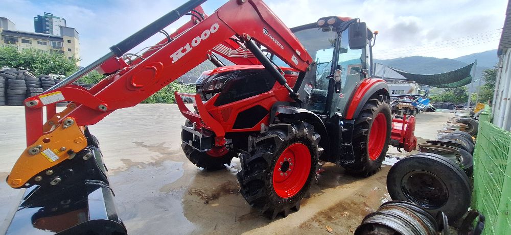 Daedong Tractor HX1200B-2C (127hp) 뒤우측면